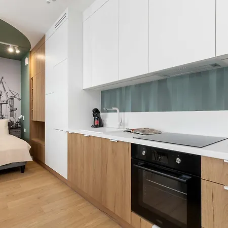 아파트 Stylish Doki With Air Conditioning & Parking In By Renters *