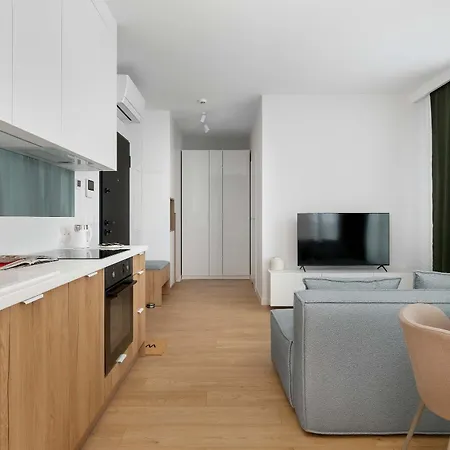 Stylish Doki With Air Conditioning & Parking In By Renters Gdansk