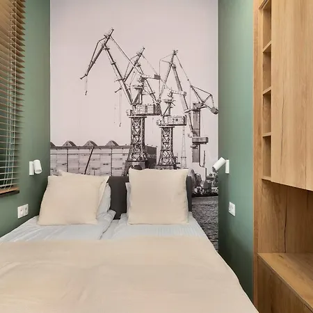 Stylish Doki With Air Conditioning & Parking In By Renters